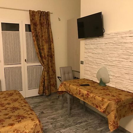 Pidkova Hotel Modena Kültér fotó